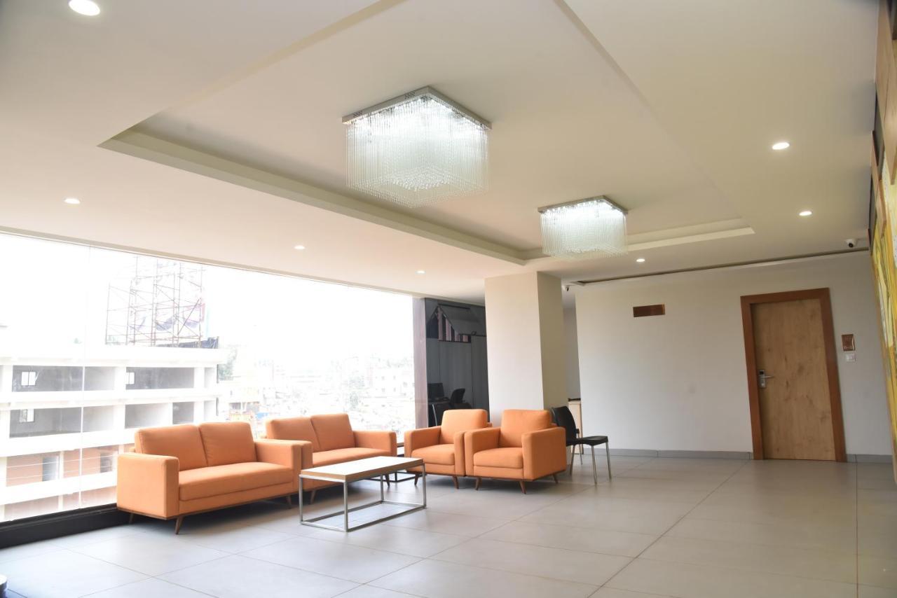The Oaks Comforts Hubli Exterior photo