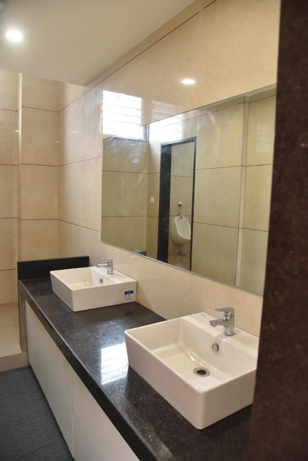 The Oaks Comforts Hubli Exterior photo